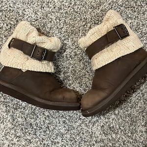 Ugg sweater boots